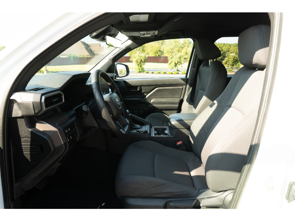 2024 Toyota Tacoma SR5 - Photo 11