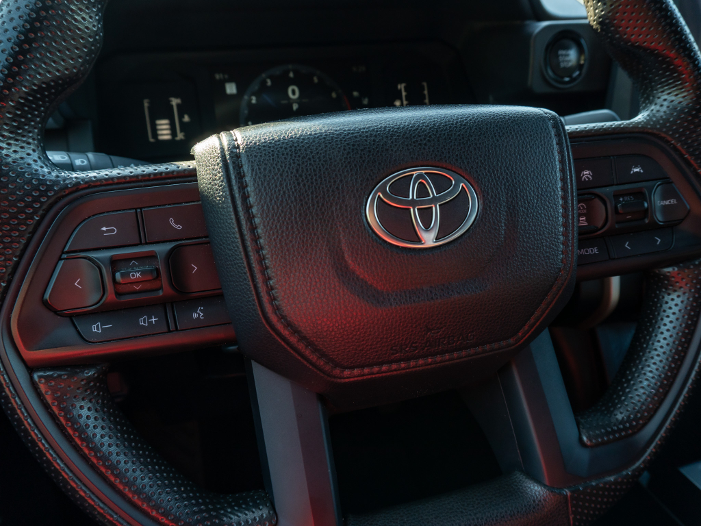 2024 Toyota Tacoma SR5 - Photo 28
