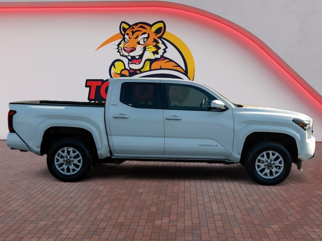 2024 Toyota Tacoma SR5 - Photo 4
