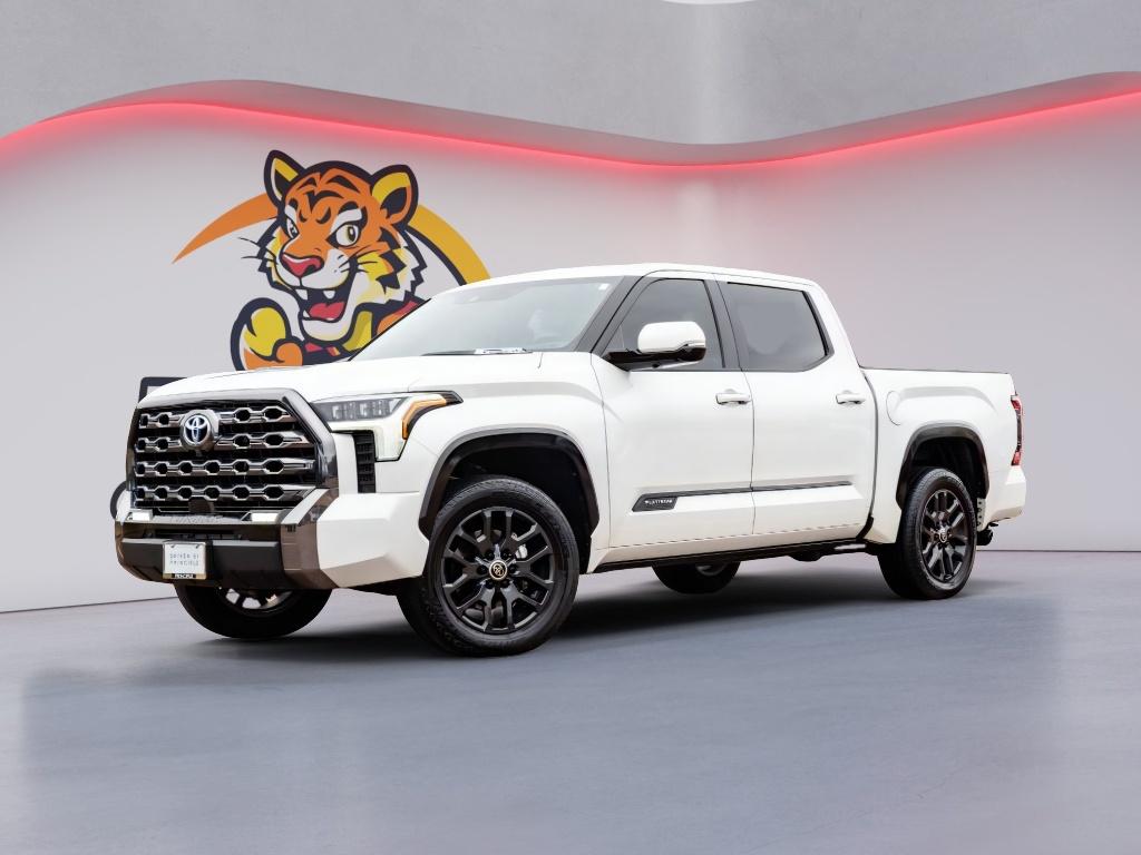 2024 Toyota Tundra Platinum's photo