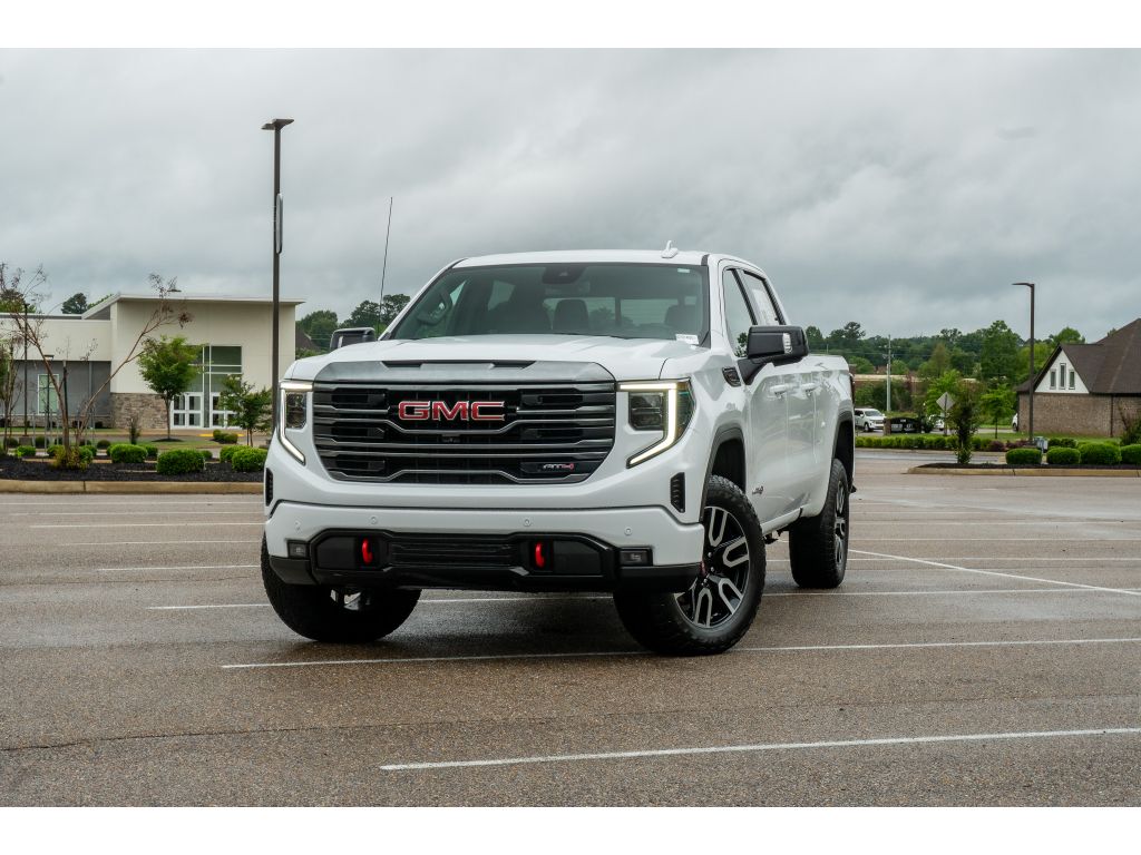 2024 GMC Sierra 4WD Crew Cab Short Box AT4's photo