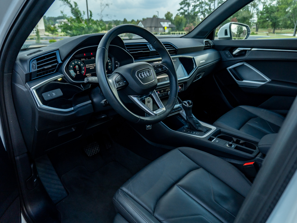 Used 2025 Audi Q3 SUV