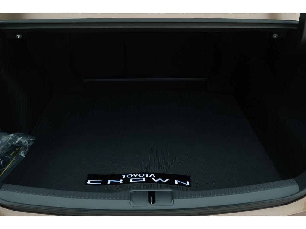 Used 2025 Toyota Crown Sedan