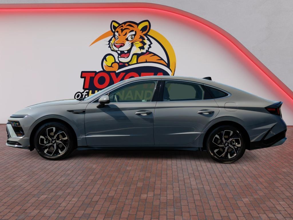 Used 2025 Hyundai Sonata Sedan
