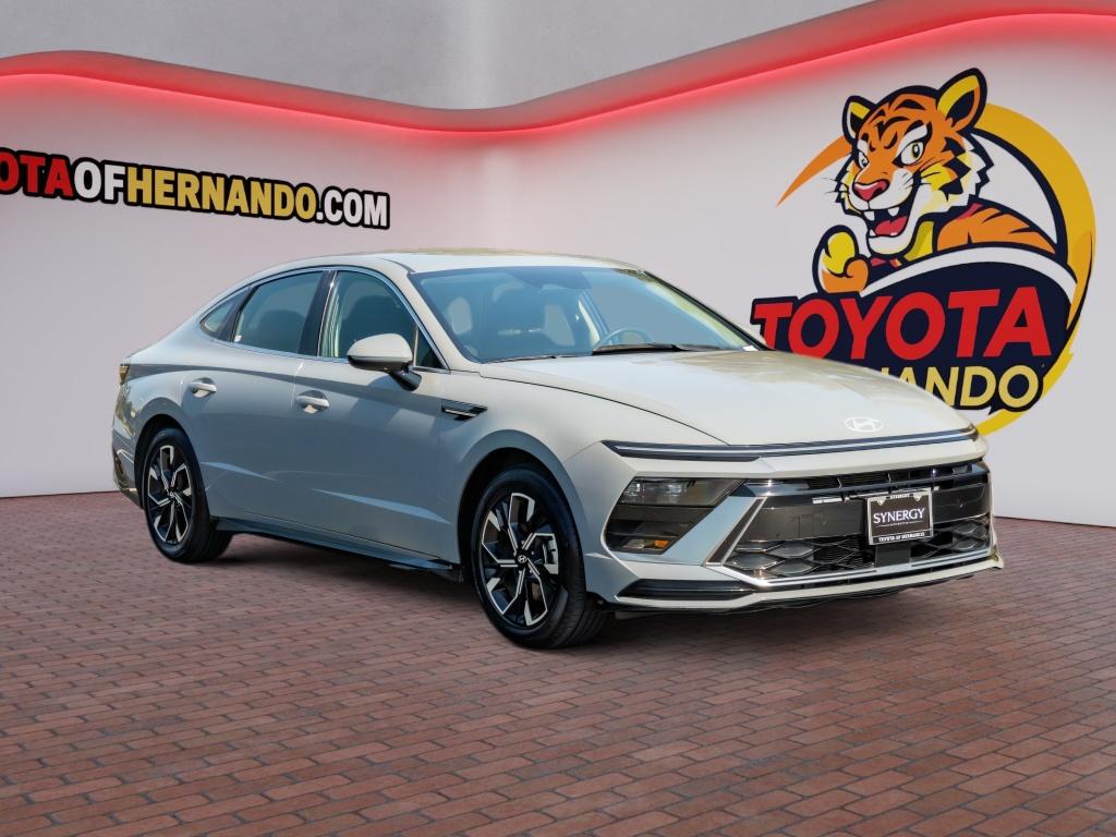 Used 2025 Hyundai Sonata Sedan