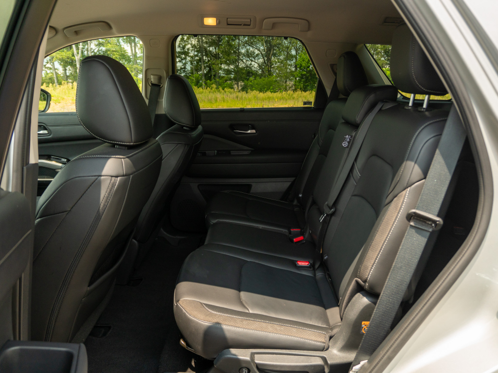 Used 2025 Nissan Pathfinder SUV
