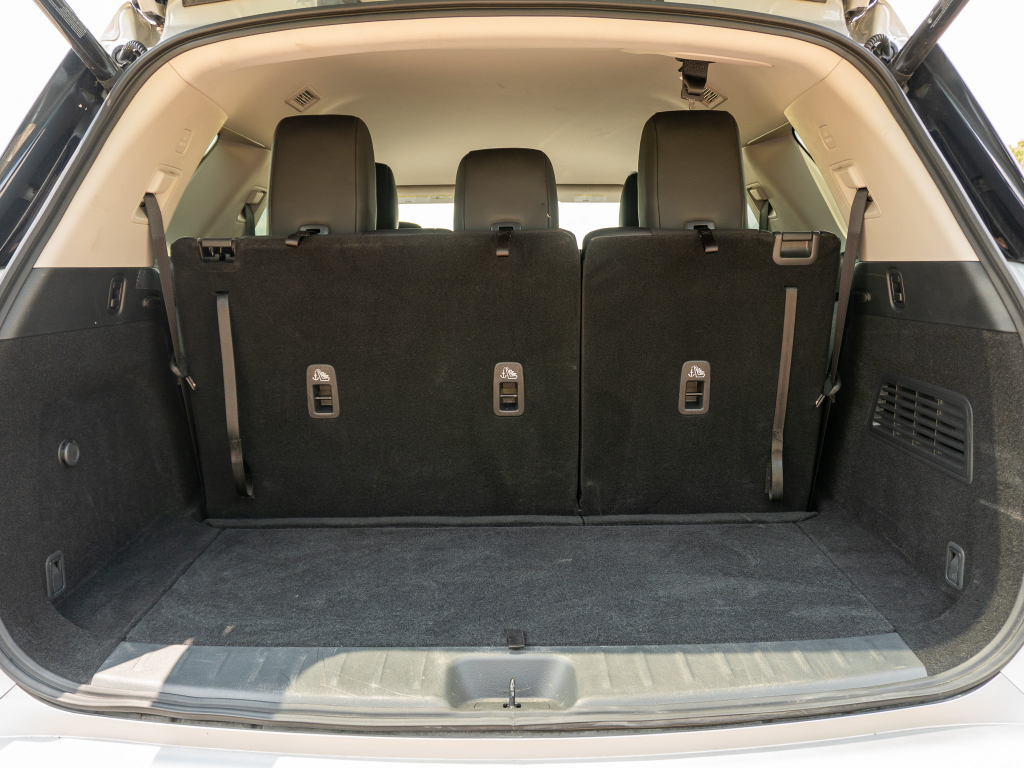 Used 2025 Nissan Pathfinder SUV