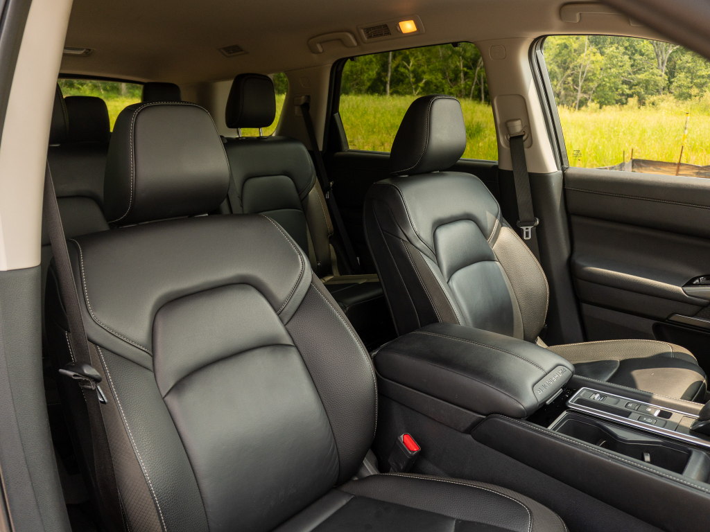 Used 2025 Nissan Pathfinder SUV