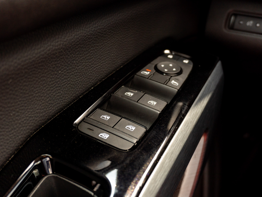 Used 2025 Nissan Pathfinder SUV