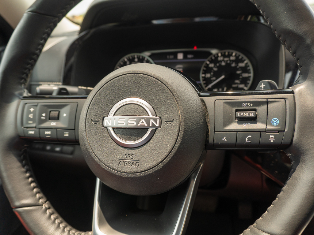 Used 2025 Nissan Pathfinder SUV