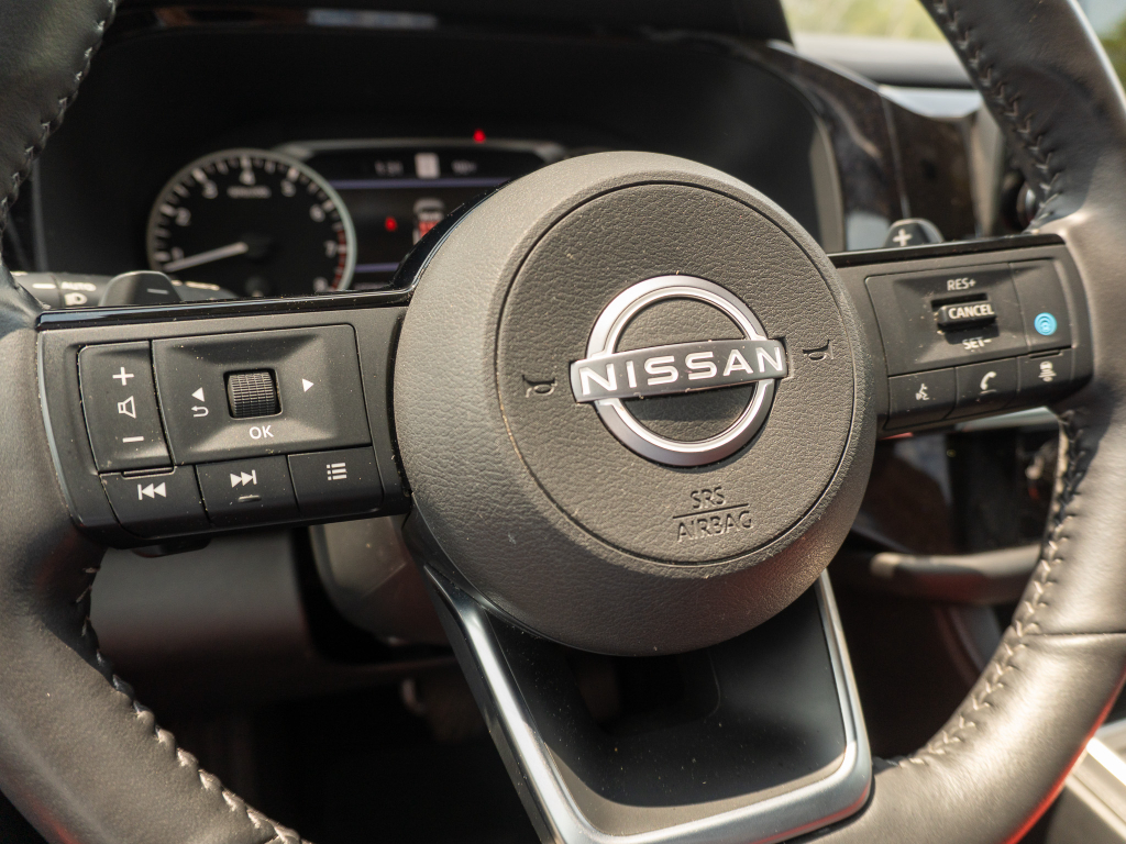 Used 2025 Nissan Pathfinder SUV