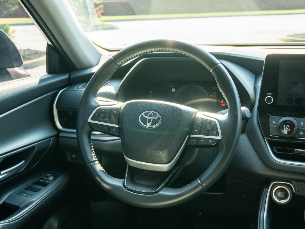 Used 2025 Toyota Grand Highlander SUV