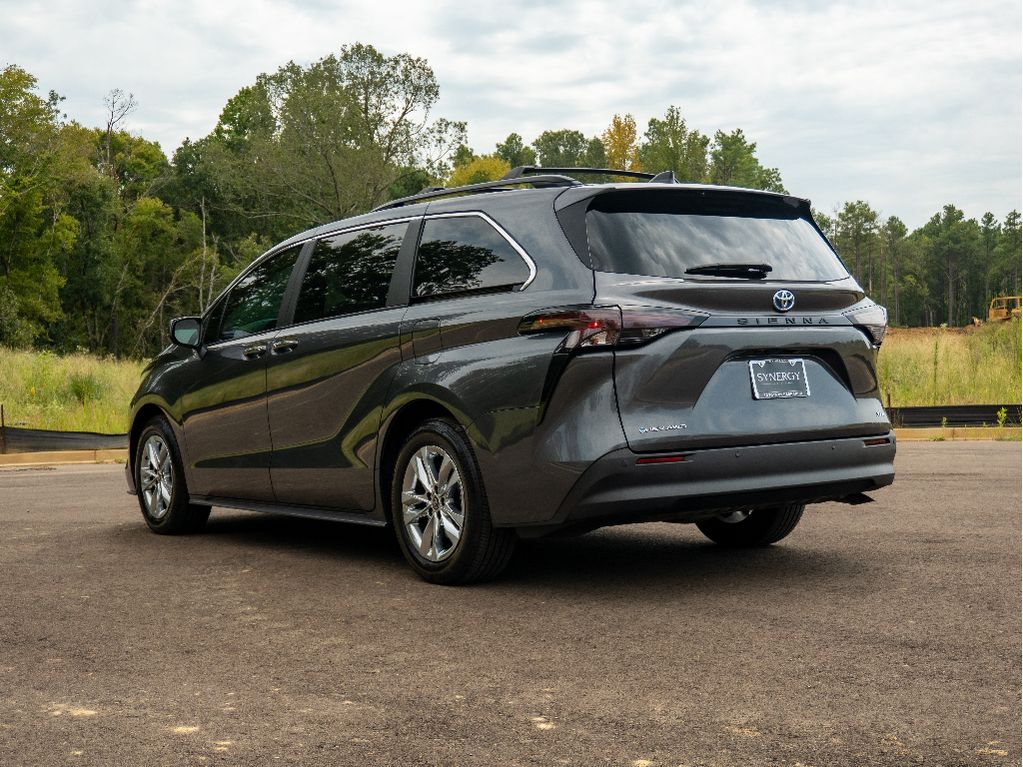 Used 2025 Toyota Sienna Van
