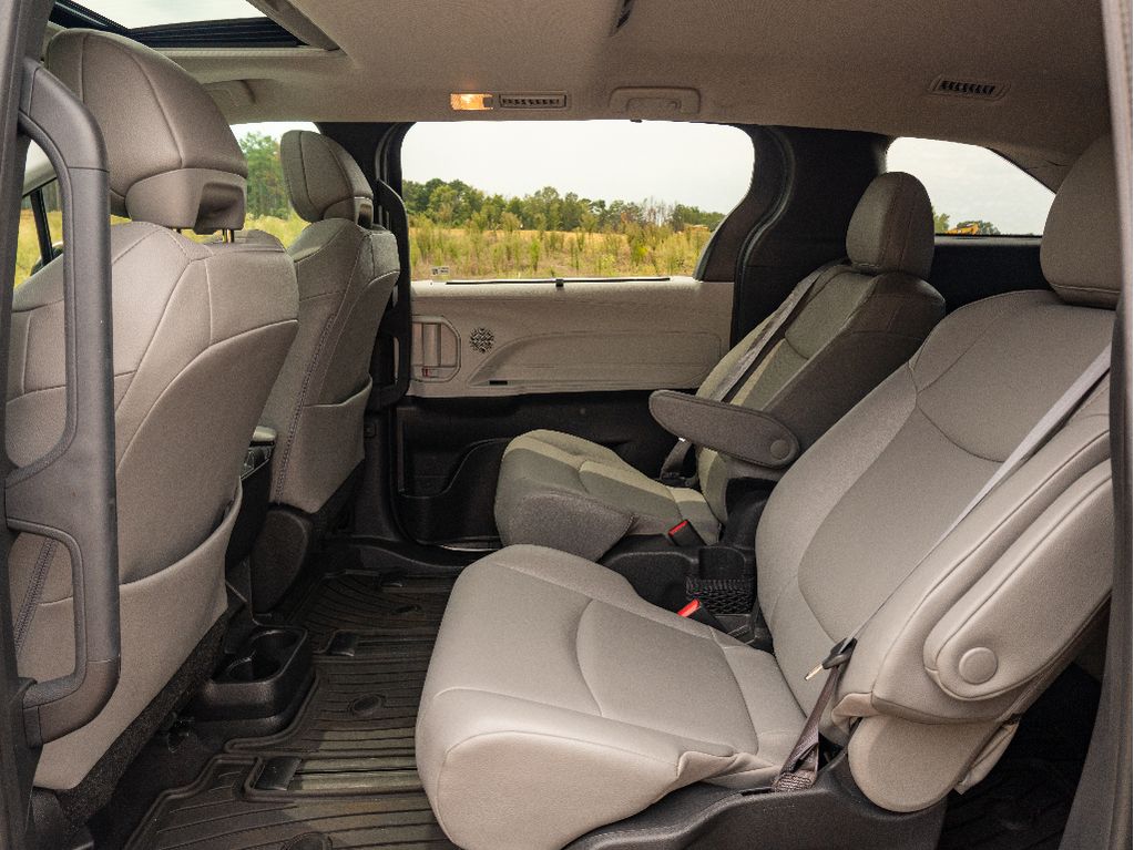 Used 2025 Toyota Sienna Van