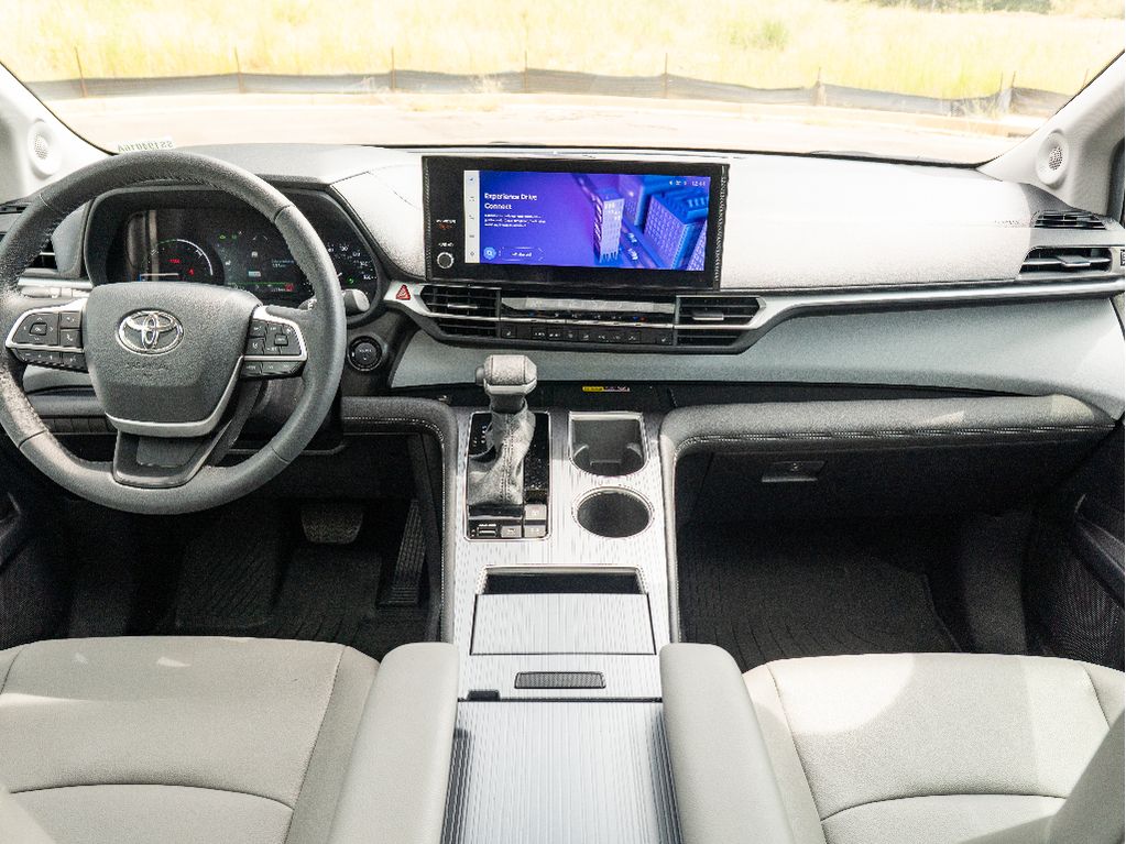 Used 2025 Toyota Sienna Van