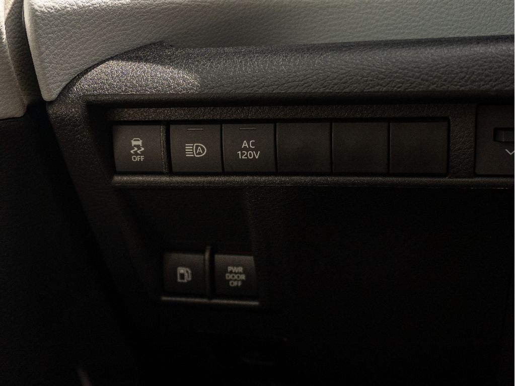 Used 2025 Toyota Sienna Van