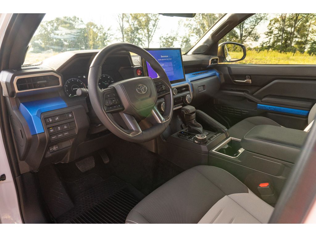 Used 2025 Toyota Tacoma Hybrid Truck