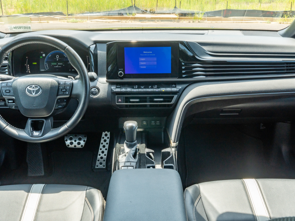 Used 2025 Toyota Camry Hybrid Sedan