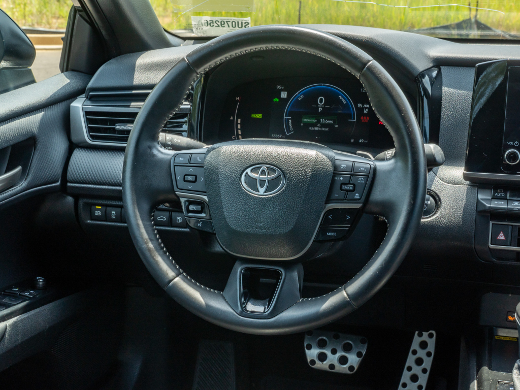 Used 2025 Toyota Camry Hybrid Sedan