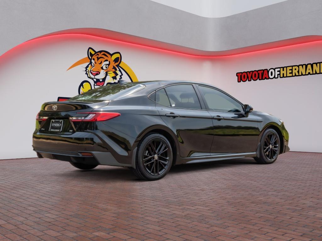 Used 2025 Toyota Camry Hybrid Sedan