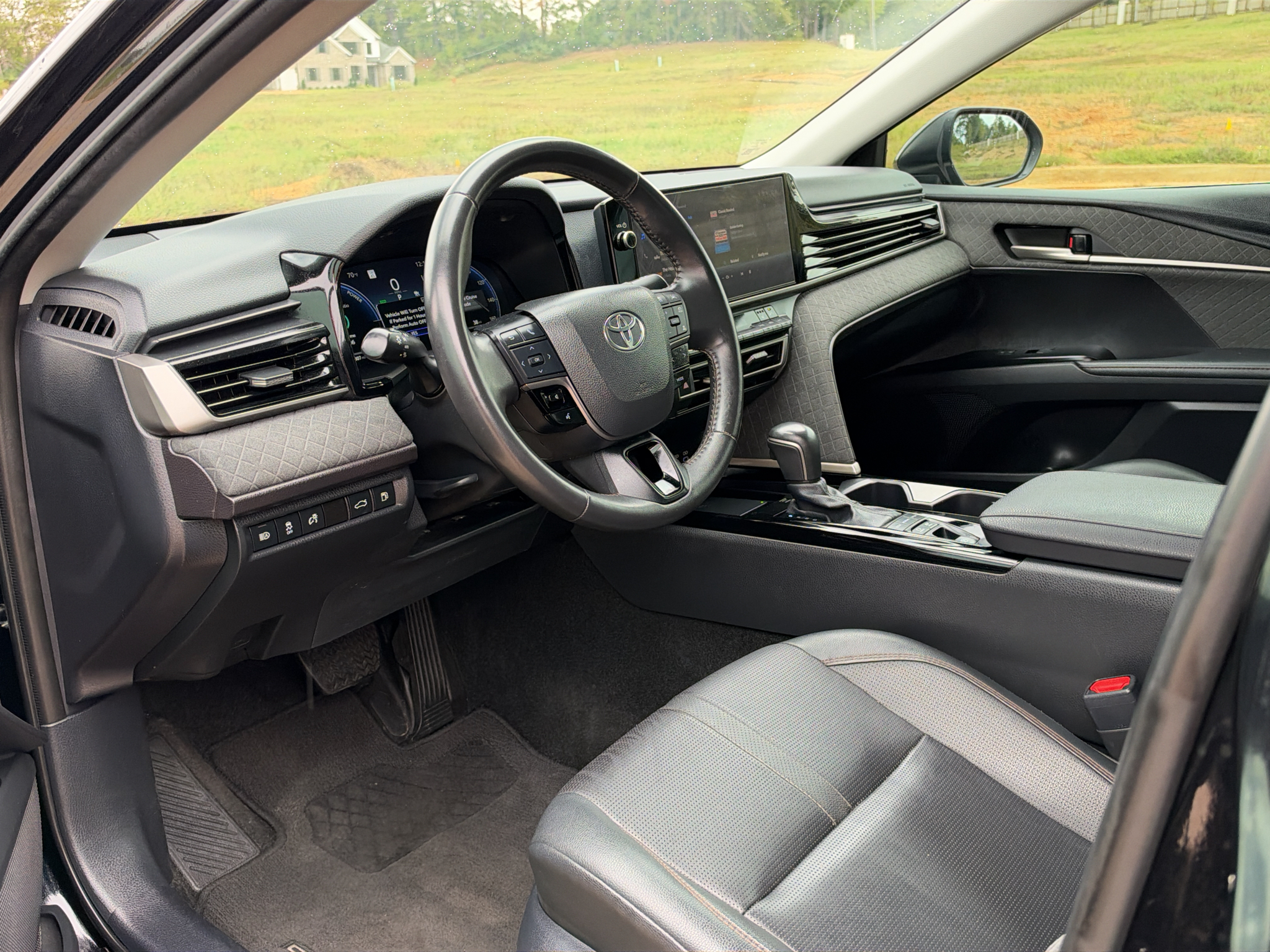 Used 2025 Toyota Camry Hybrid Sedan