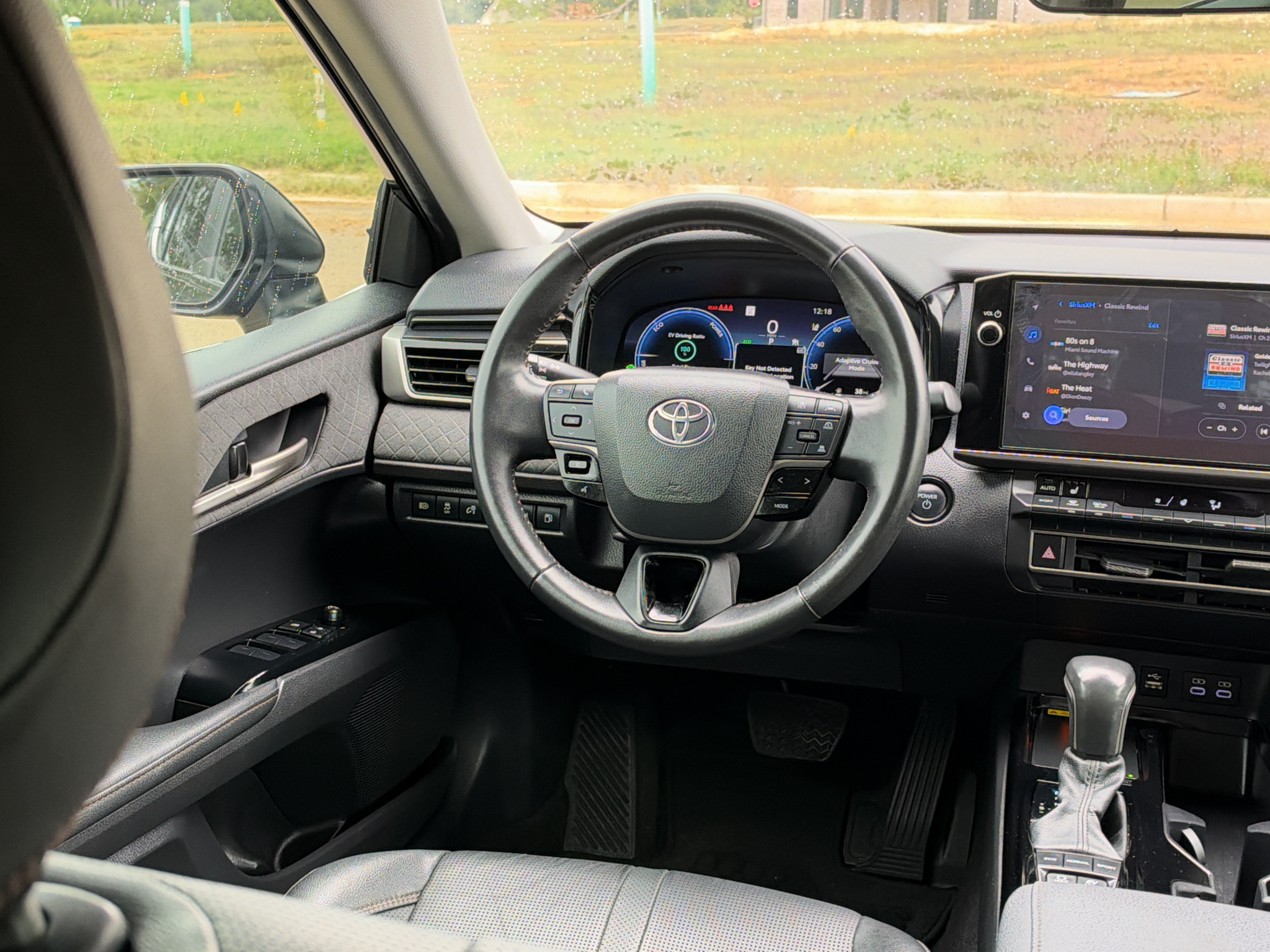 Used 2025 Toyota Camry Hybrid Sedan