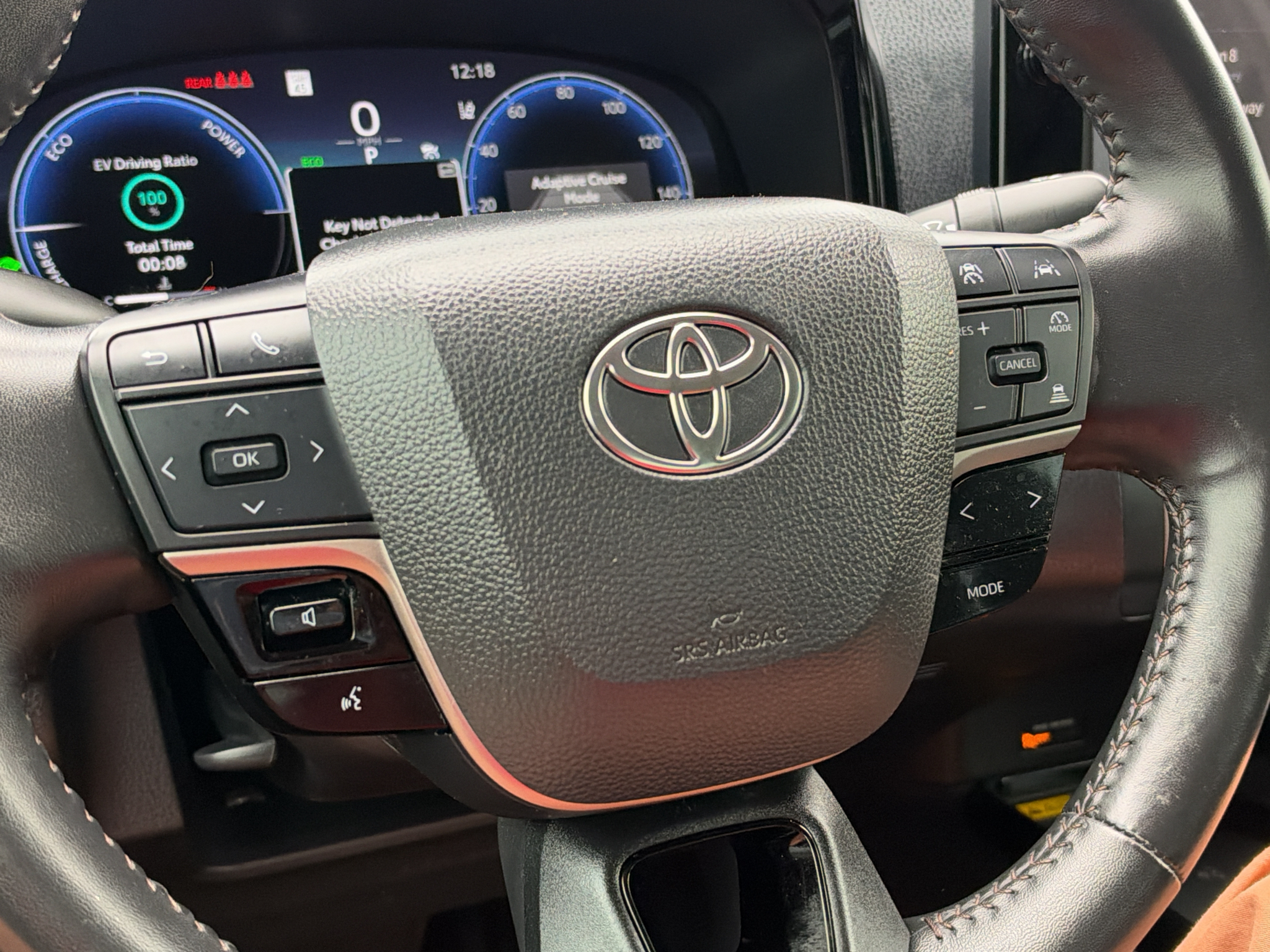Used 2025 Toyota Camry Hybrid Sedan