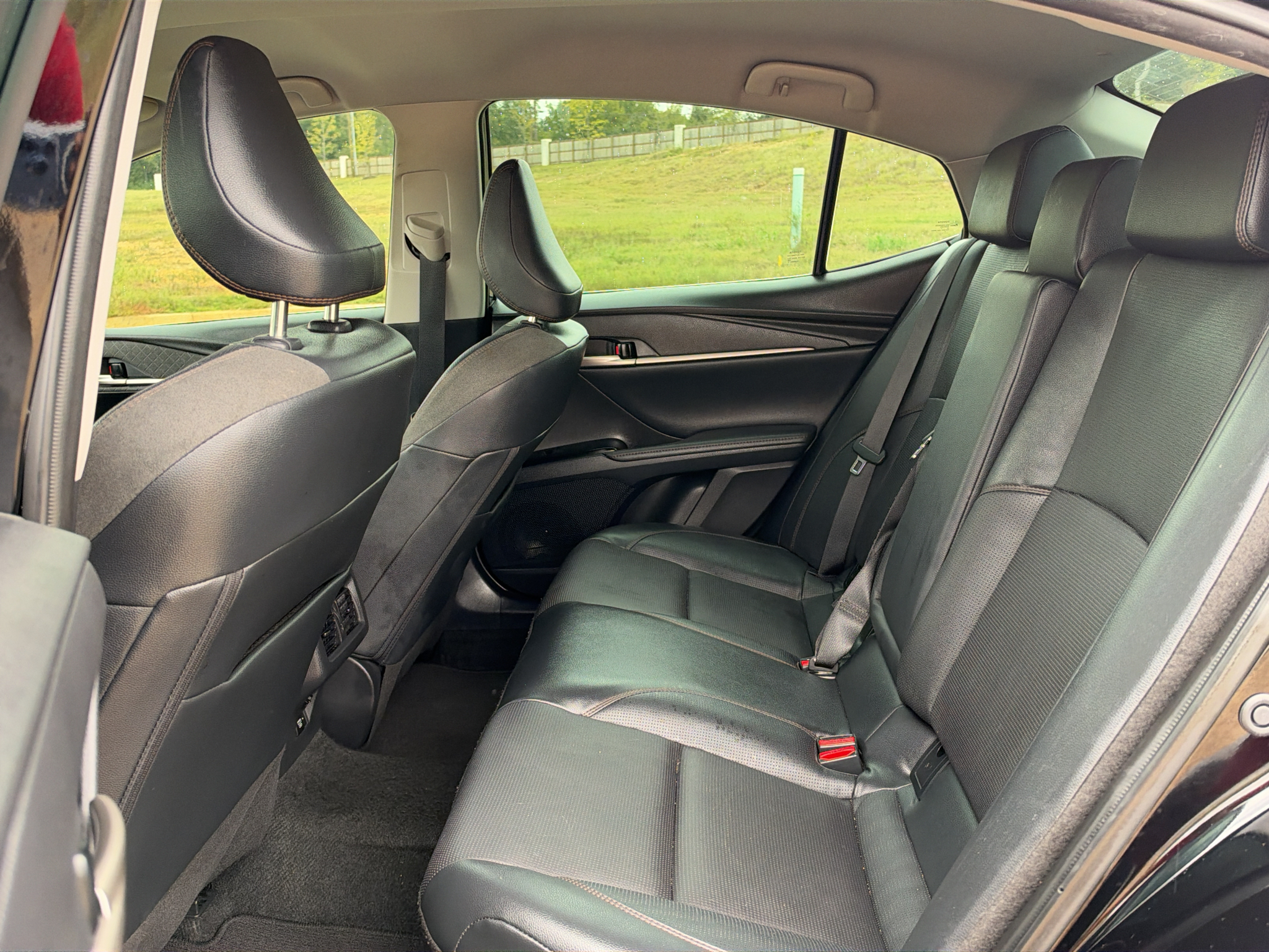 Used 2025 Toyota Camry Hybrid Sedan