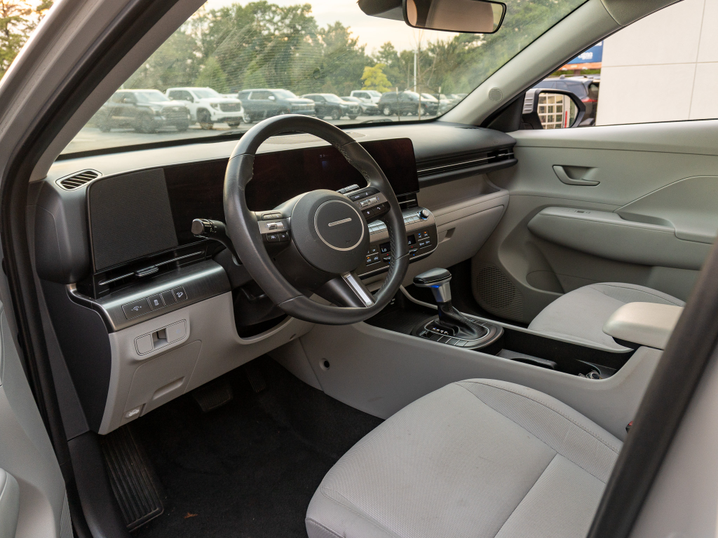 Used 2025 Hyundai Kona SUV