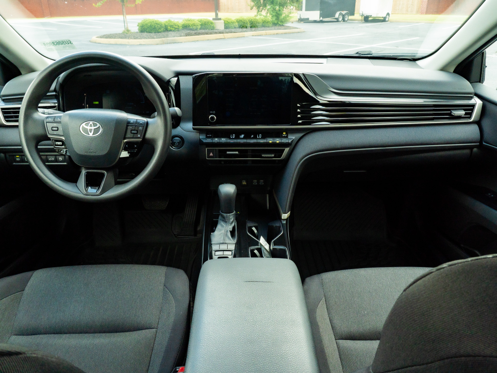 Used 2025 Toyota Camry Hybrid Sedan