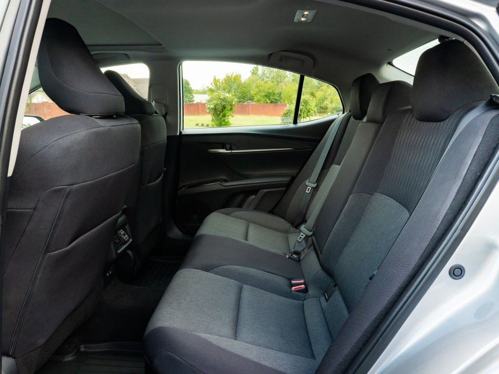 Used 2025 Toyota Camry Hybrid Sedan