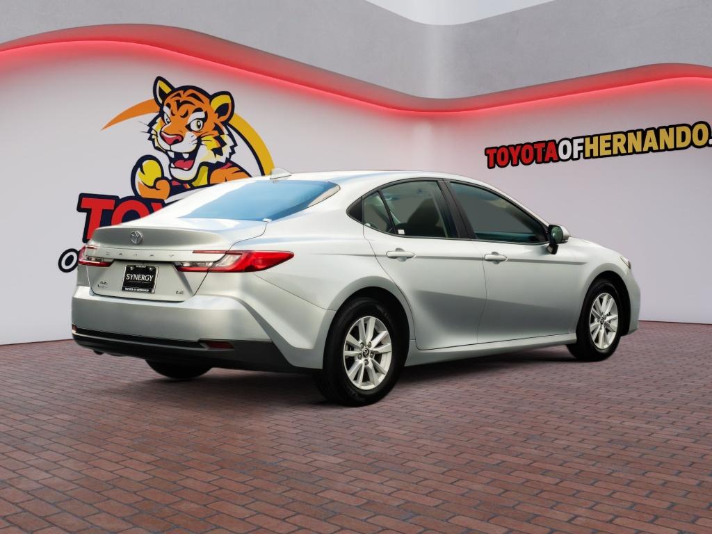 Used 2025 Toyota Camry Hybrid Sedan