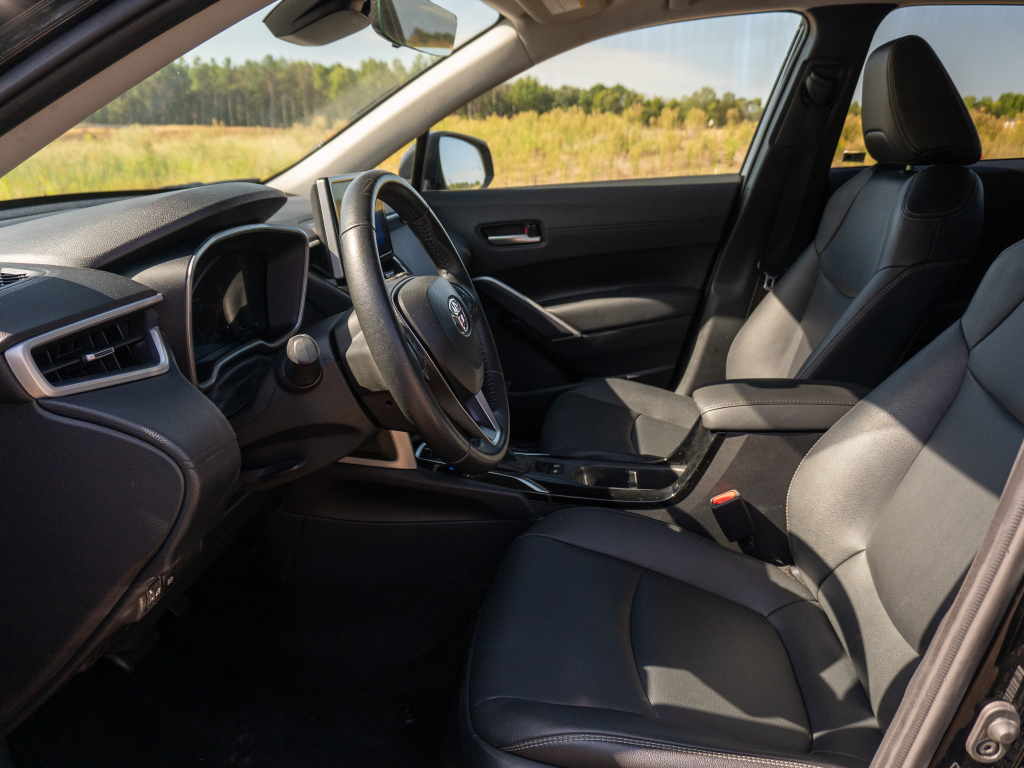 Used 2025 Toyota Corolla Cross SUV