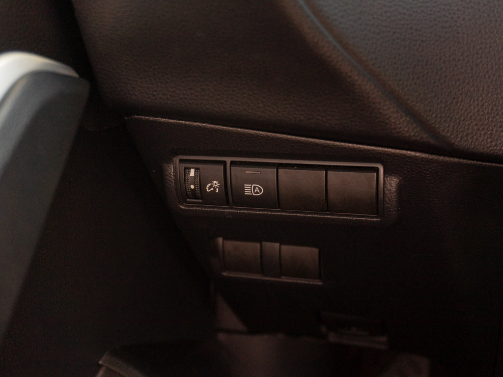 Used 2025 Toyota Corolla Cross SUV