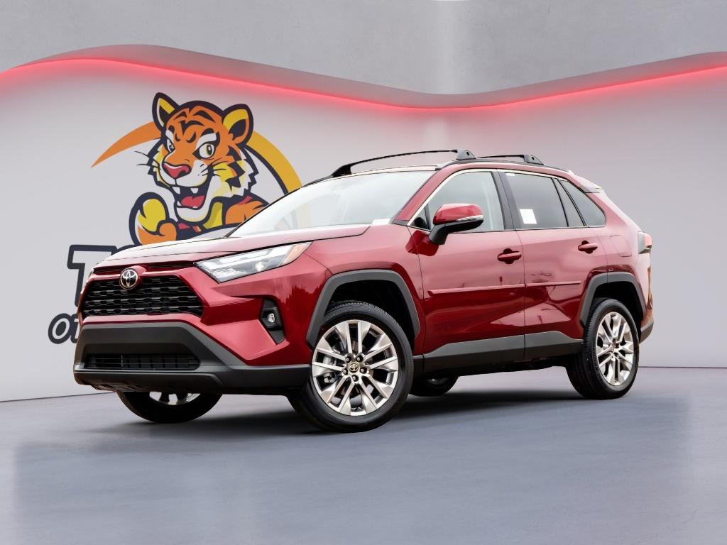 2025 Toyota RAV4 XLE Premium's photo
