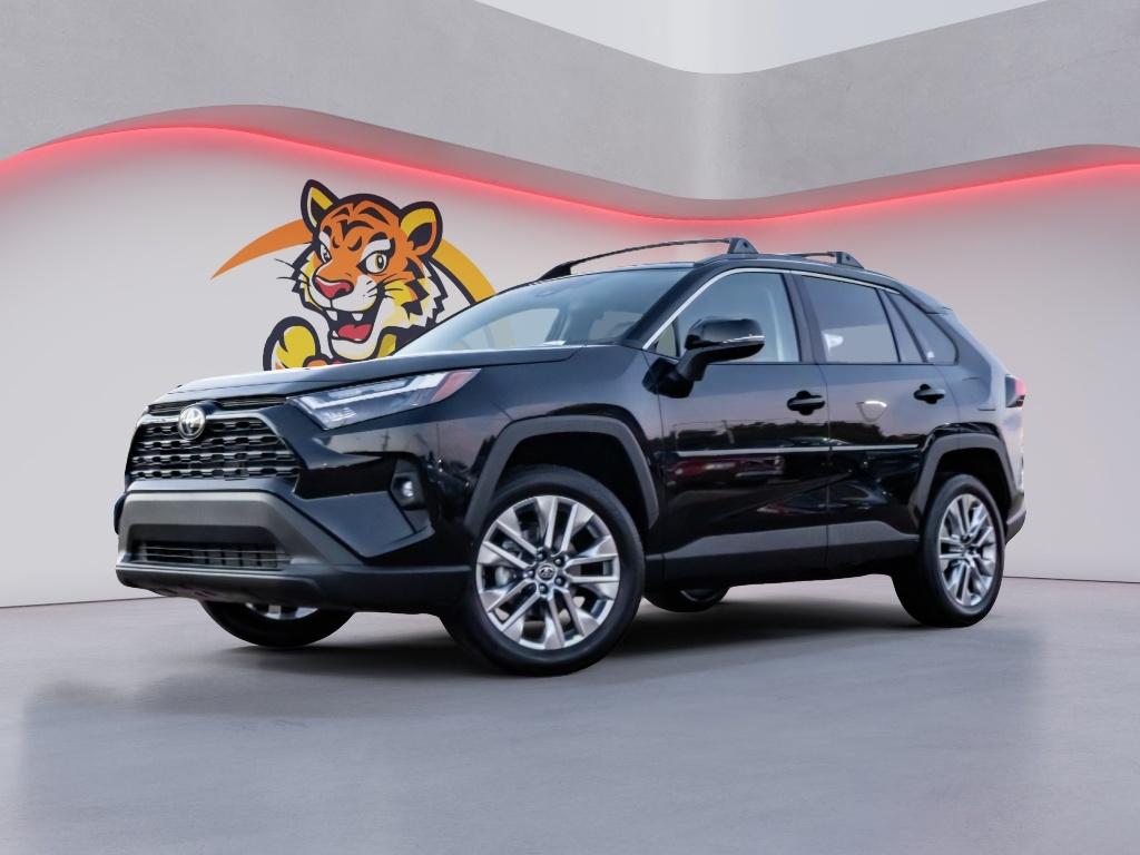 2025 Toyota RAV4 XLE Premium's photo