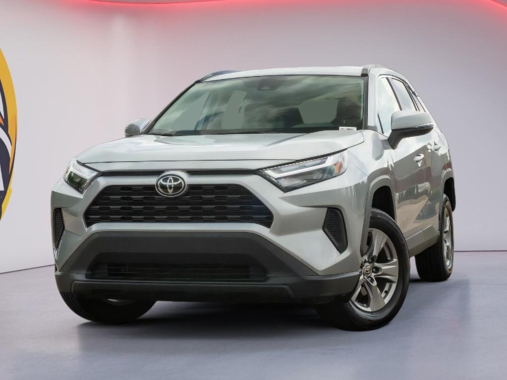 2025 Toyota RAV4 XLE AWD's photo