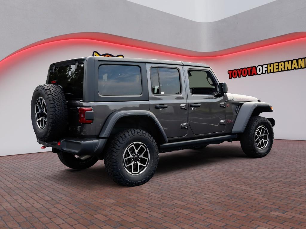 Used 2025 Jeep Wrangler SUV