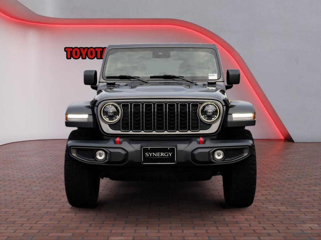 Used 2025 Jeep Wrangler SUV