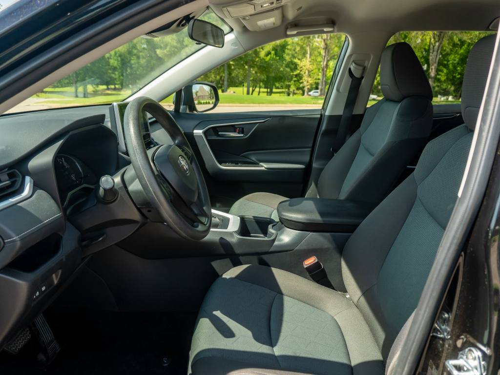 Used 2025 Toyota RAV4 SUV