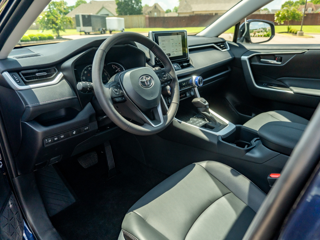 Used 2025 Toyota RAV4 SUV