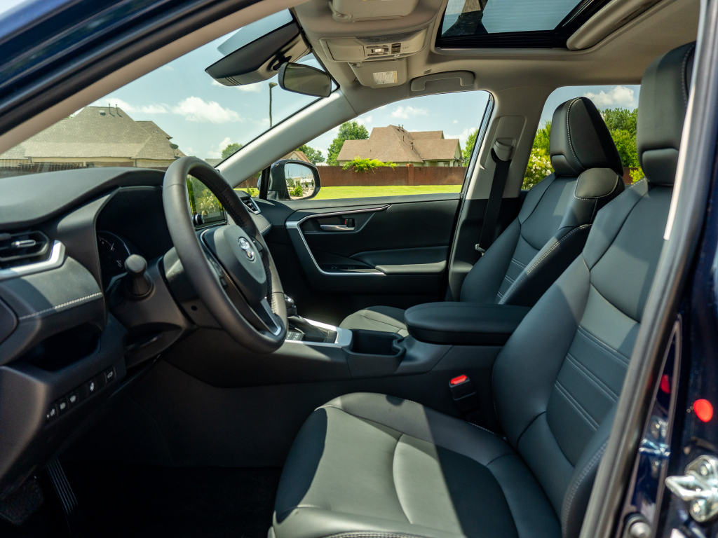 Used 2025 Toyota RAV4 SUV