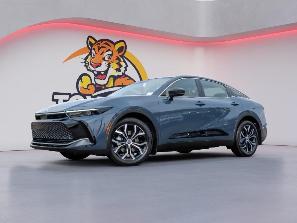 2026 Toyota Crown XLE's photo