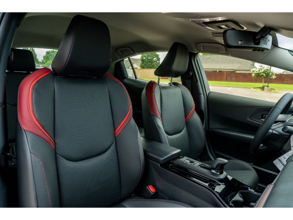 2026 Toyota Prius Plug-in Hybrid XSE - Photo 19