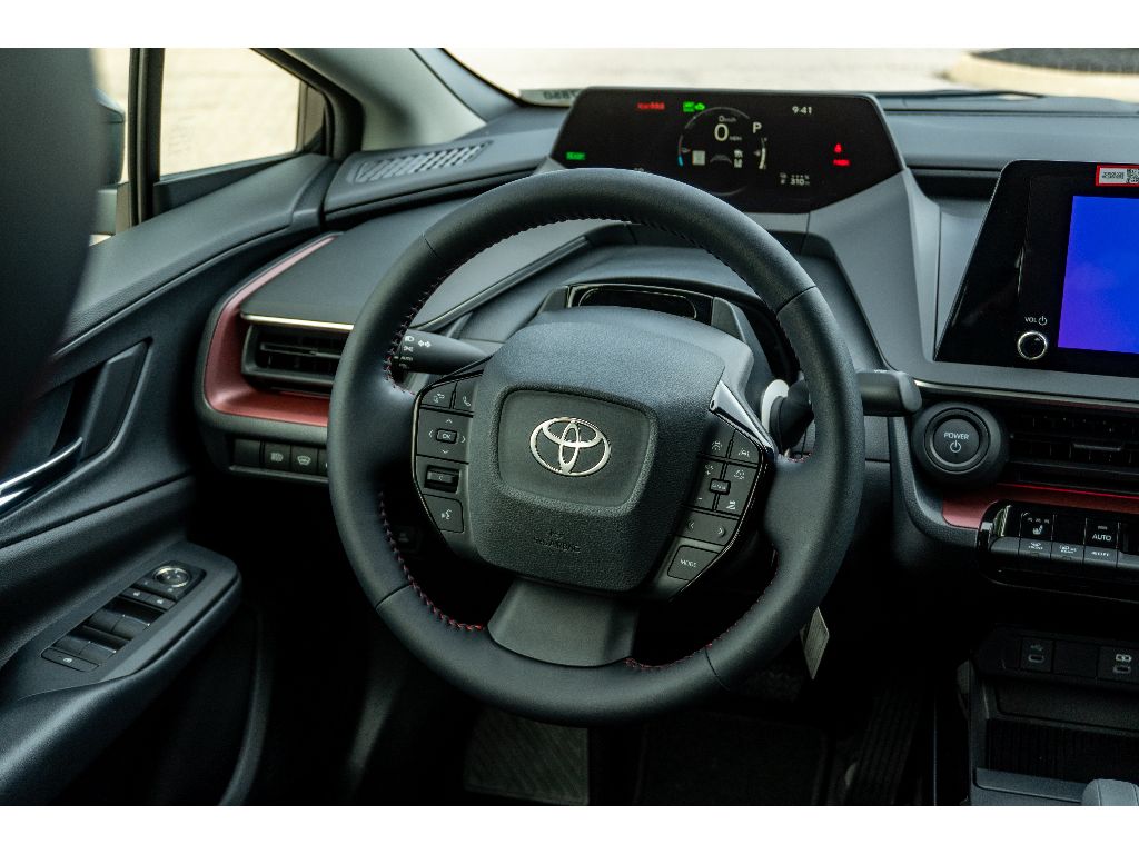 2026 Toyota Prius Plug-in Hybrid XSE - Photo 21