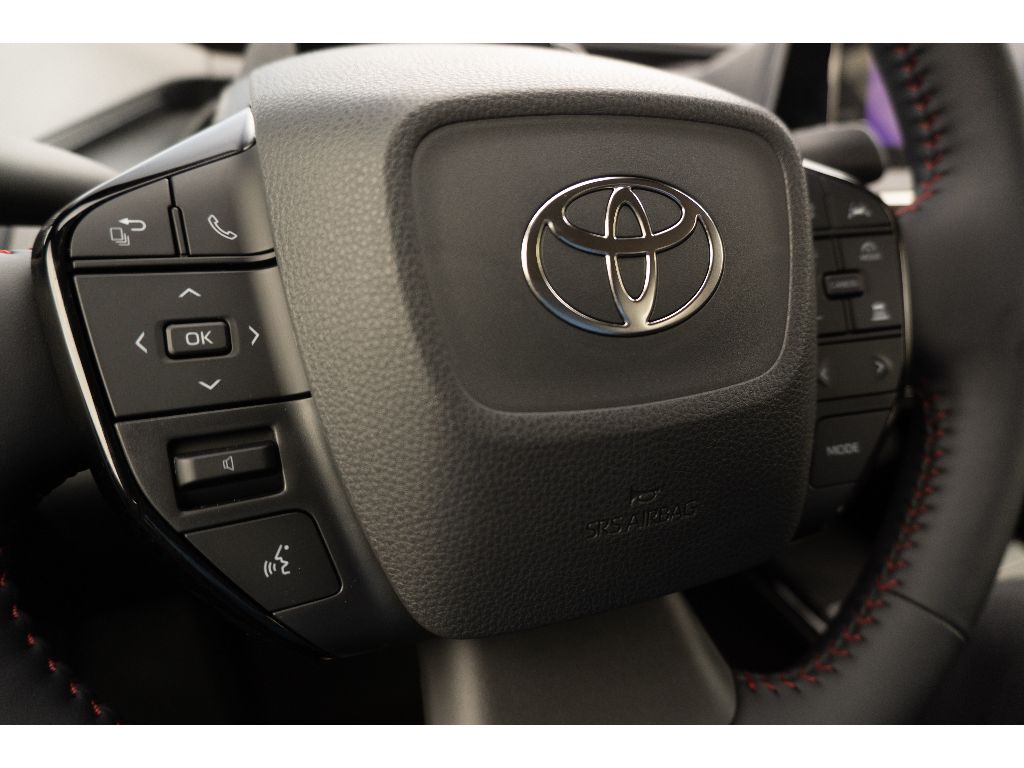 2026 Toyota Prius Plug-in Hybrid XSE - Photo 30