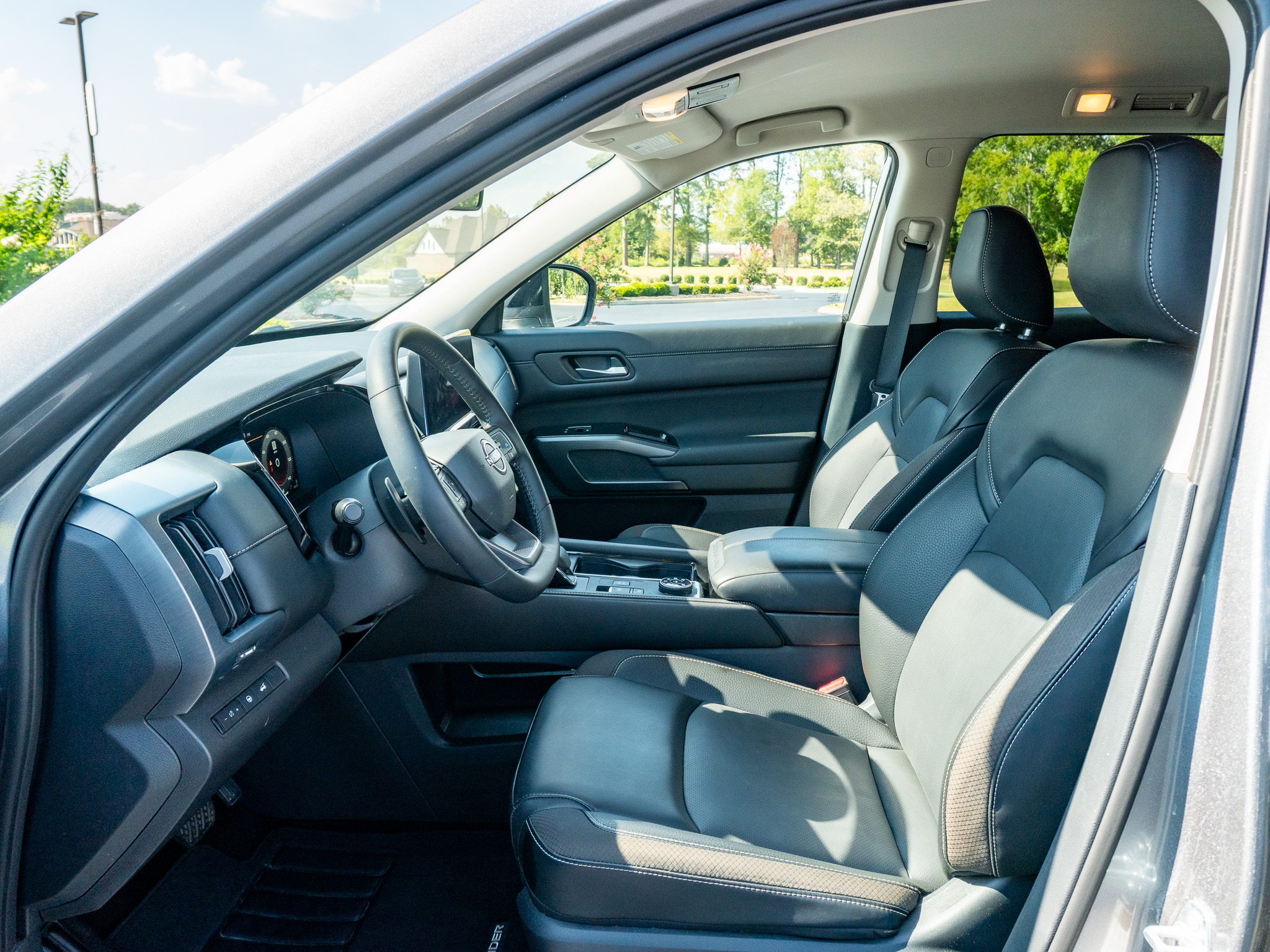 Used 2026 Nissan Pathfinder SUV
