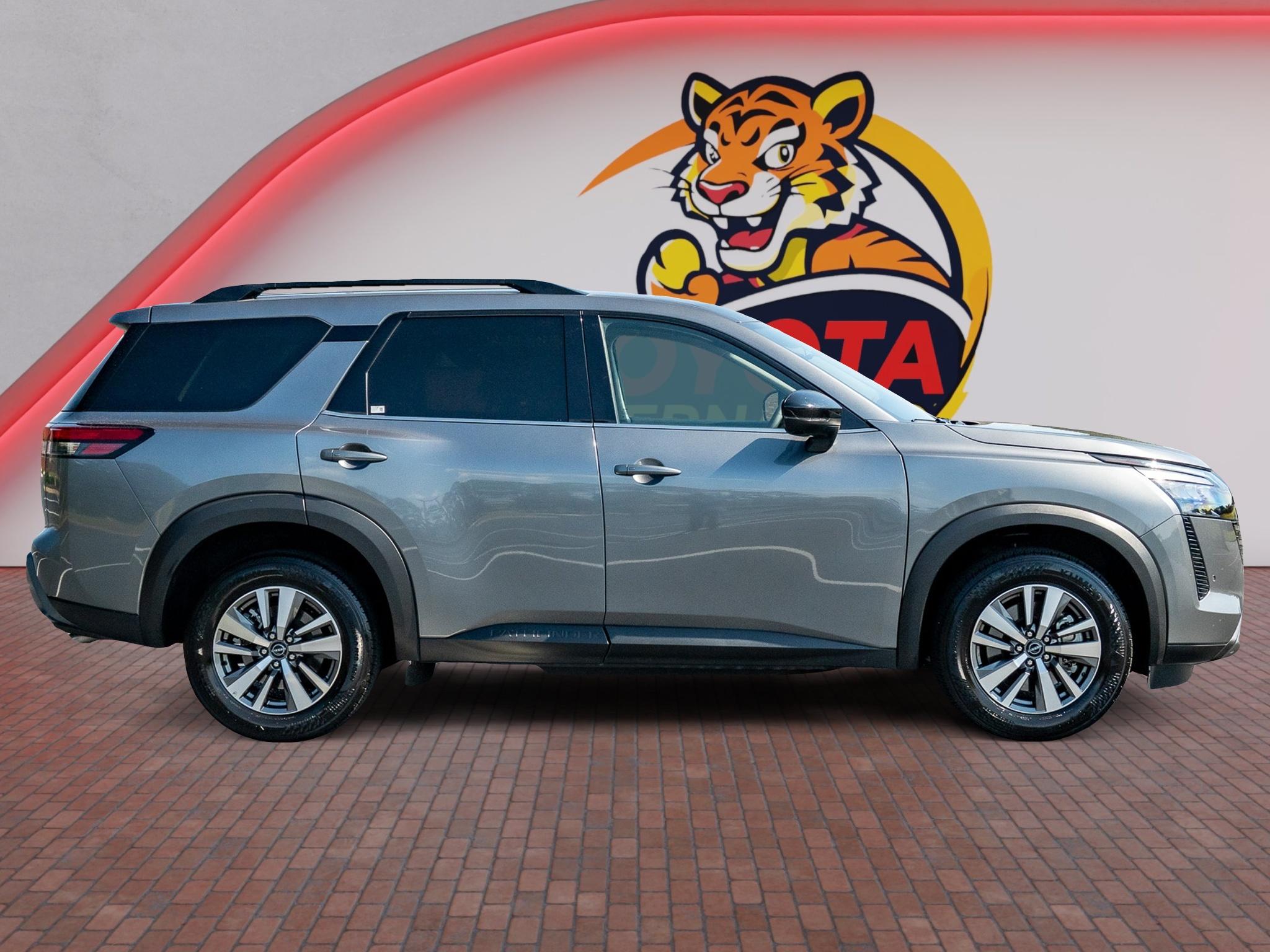 Used 2026 Nissan Pathfinder SUV