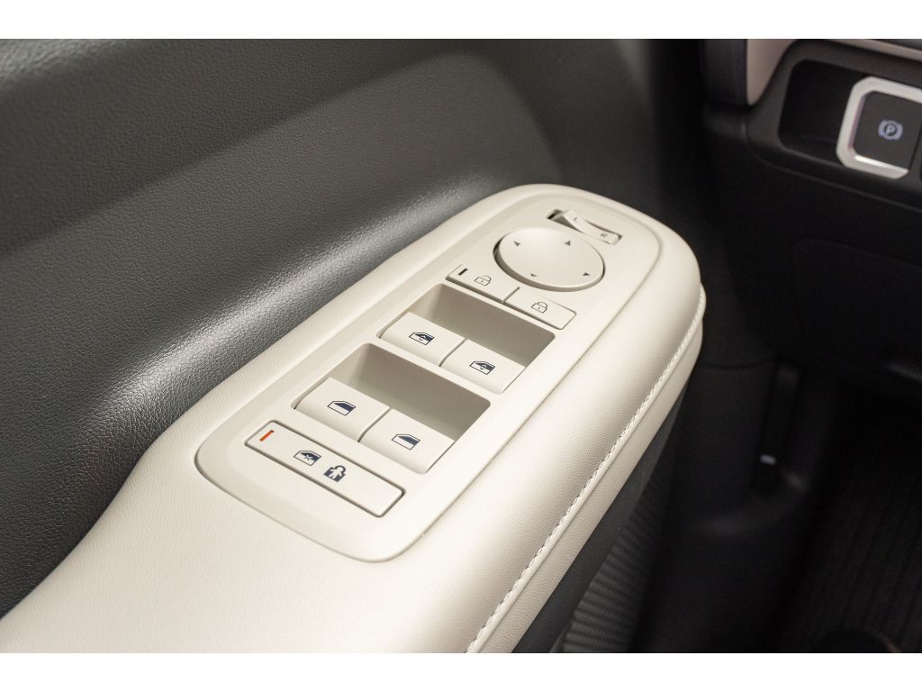 Used 2026 Hyundai Santa Fe SUV