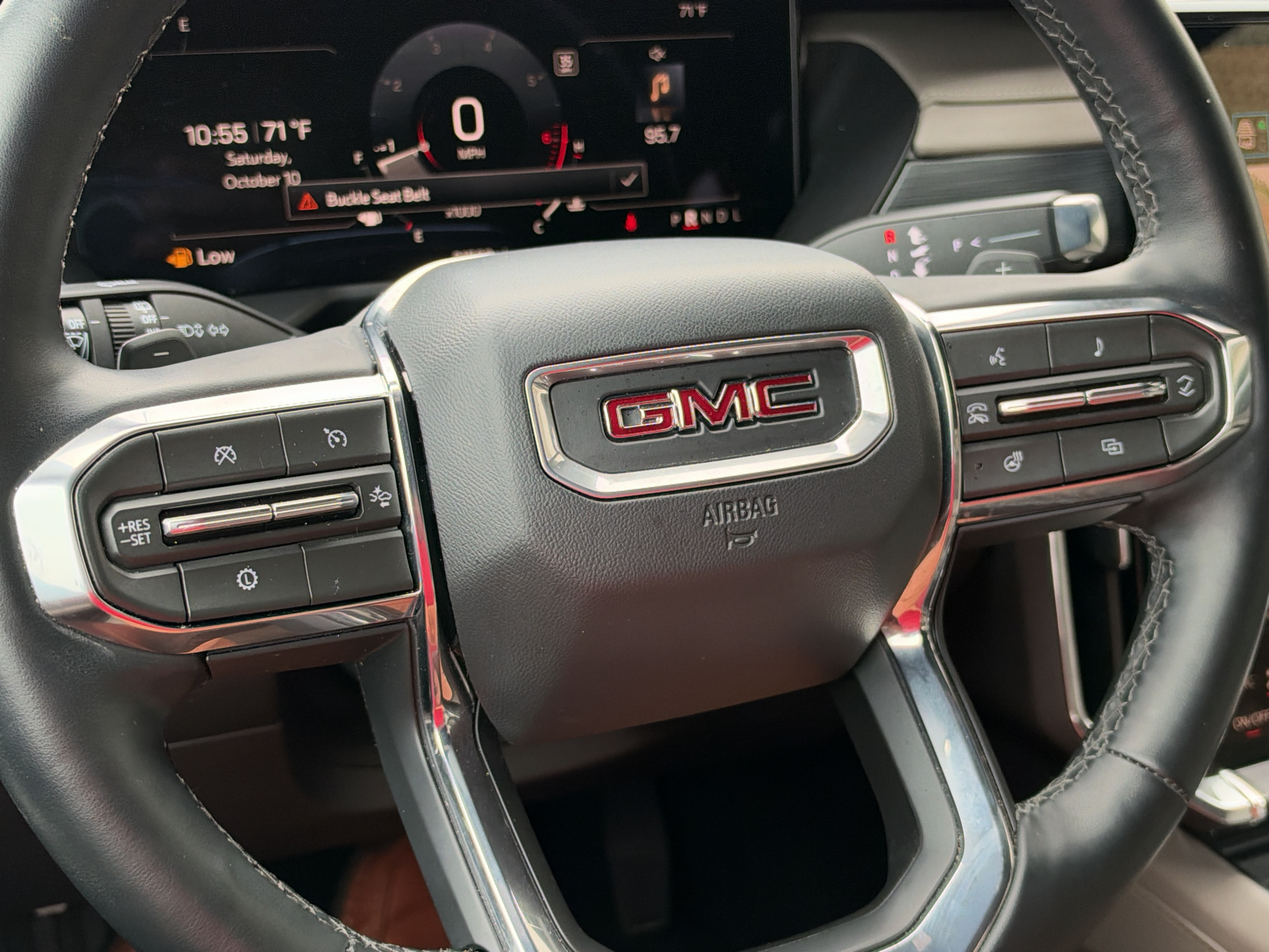Used 2026 GMC Acadia SUV